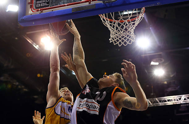 场的控制不 场的控制不